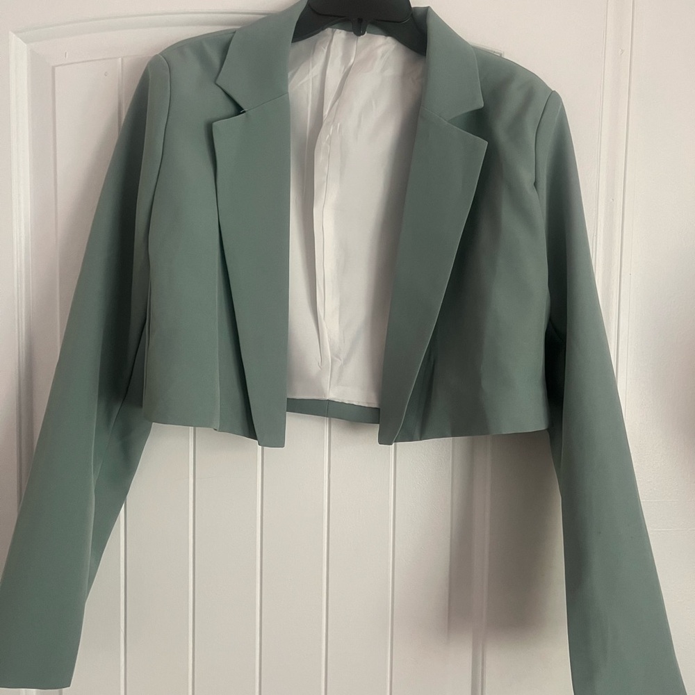 SHEIN Sage Green Cropped Blazer